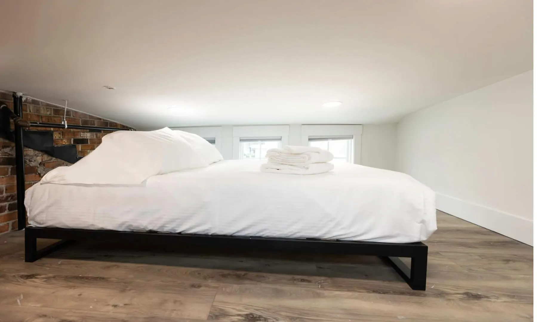 شقة Loft In The Vibe #9 - 5 Min Walk To Beach Ocean فيرجينيا بيتش