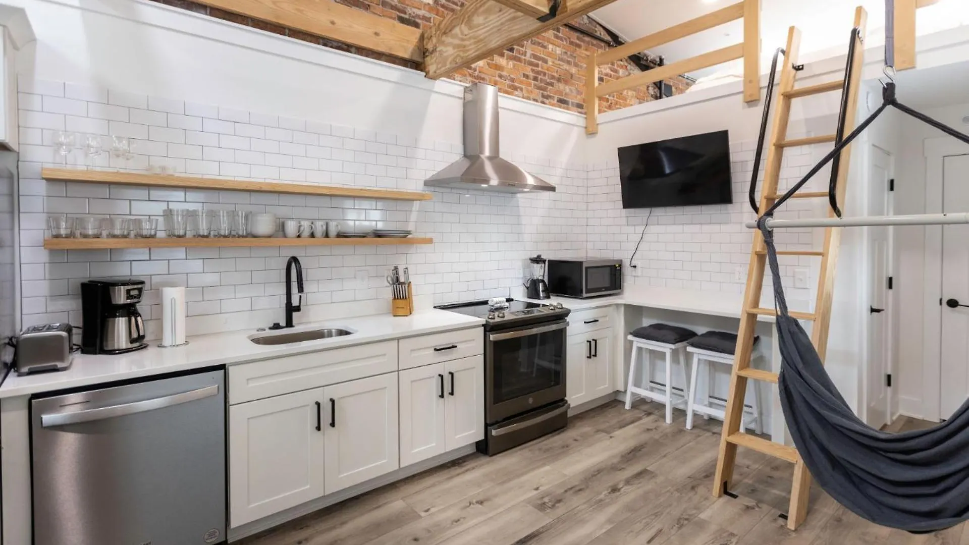 شقة Loft In The Vibe #9 - 5 Min Walk To Beach Ocean فيرجينيا بيتش